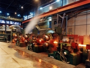 استفاده-از-فناوری-ایرانی-در-تولید-آهن-اسفنجی-فولاد-میانه
